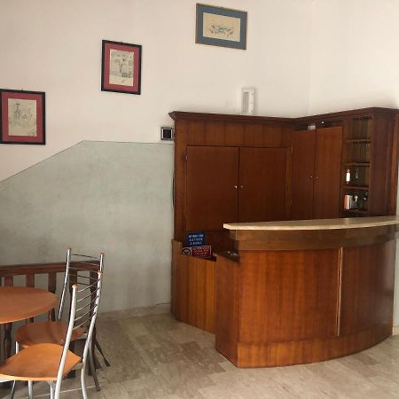 Hotel Taj Беттолле Екстер'єр фото